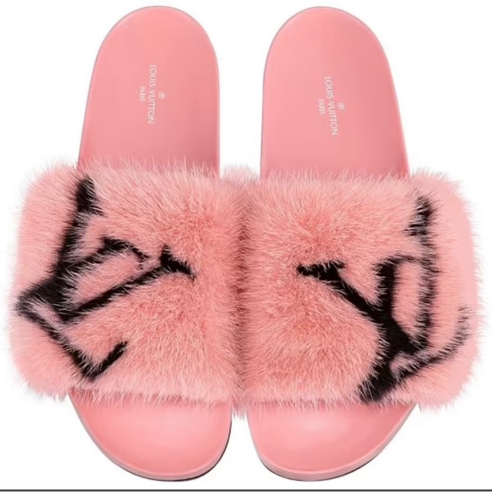 LOUIS VUITTON Mink Fur Bom Dia Flat Mules - Picture 1 of 5